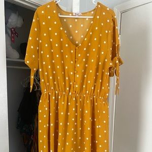 💛Yellow Dotted Dress💛